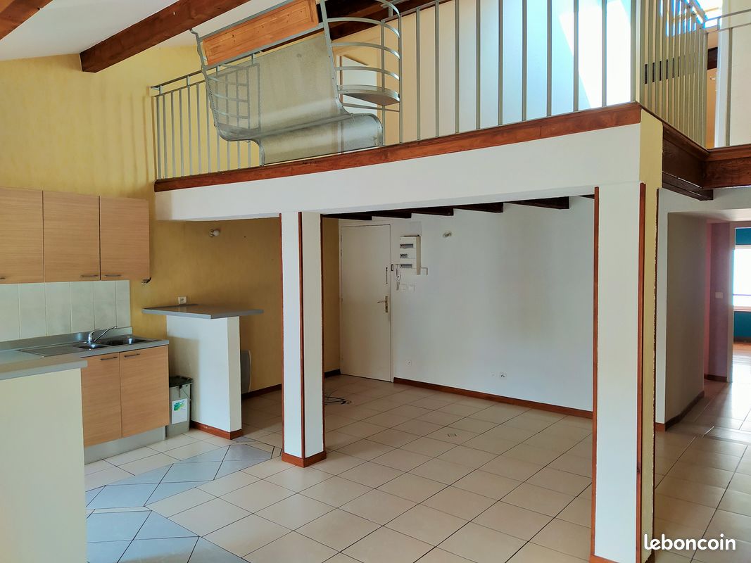 Appartement 5 pièces 95 m² · à Pont-À-Mousson · 95 m² · 840 €