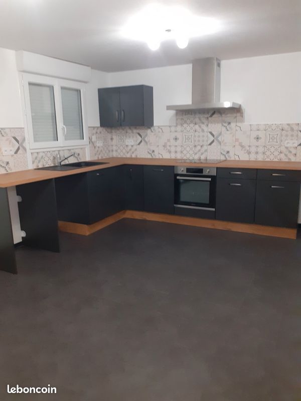 Appartement 4 pièces 95 m² · à Hagetmau · 95 m² · 720 €/mois