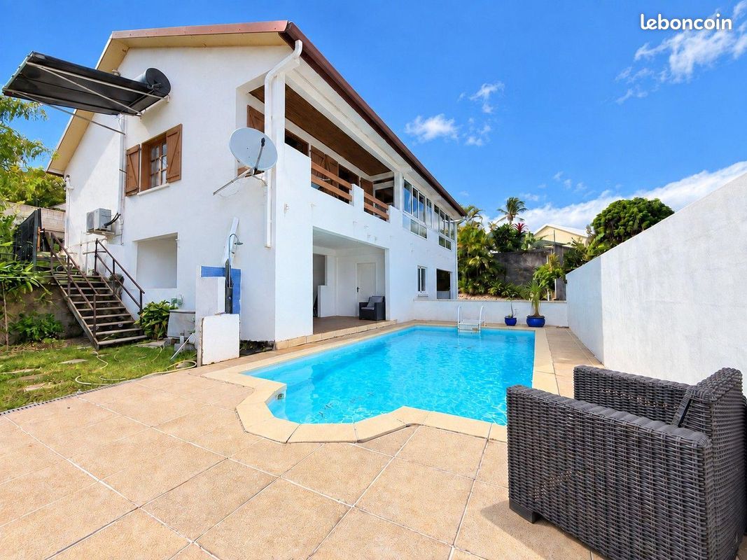 Maison 5 pièces 197 m² · à Saint-Denis · 197 m² · 539 900 €