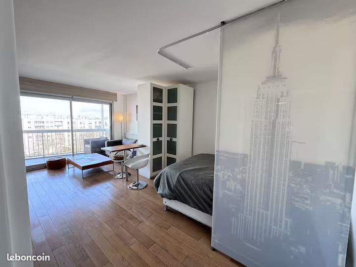 Appartement 1 pièce 33 m² · à Courbevoie · 33 m² · 267 000 €