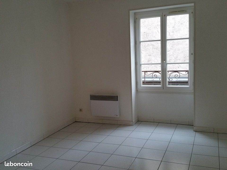 Appartement 2 pièces 49 m² · à Corbeil-Essonnes · 49 m² · 700 €/mois