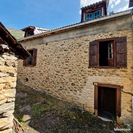 Maison en pierre Antras 09800