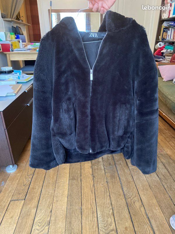 Blouson fausse fourrure Zara taille xs (image 1)
