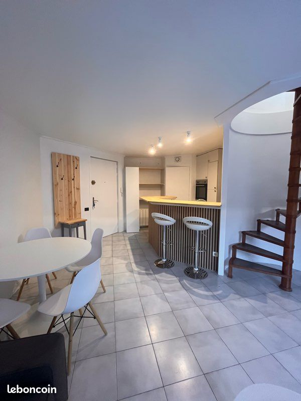 Appartement 2 pièces 46 m² · à Ferney-Voltaire · 46 m² · 1 550 €