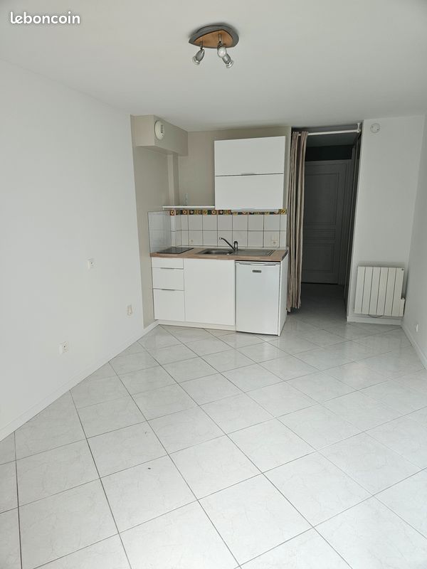 STUDIO ROUEN PROXIMITE GARE 24 m2 - 506 (image 2)