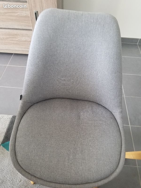 8 chaises (image 8)