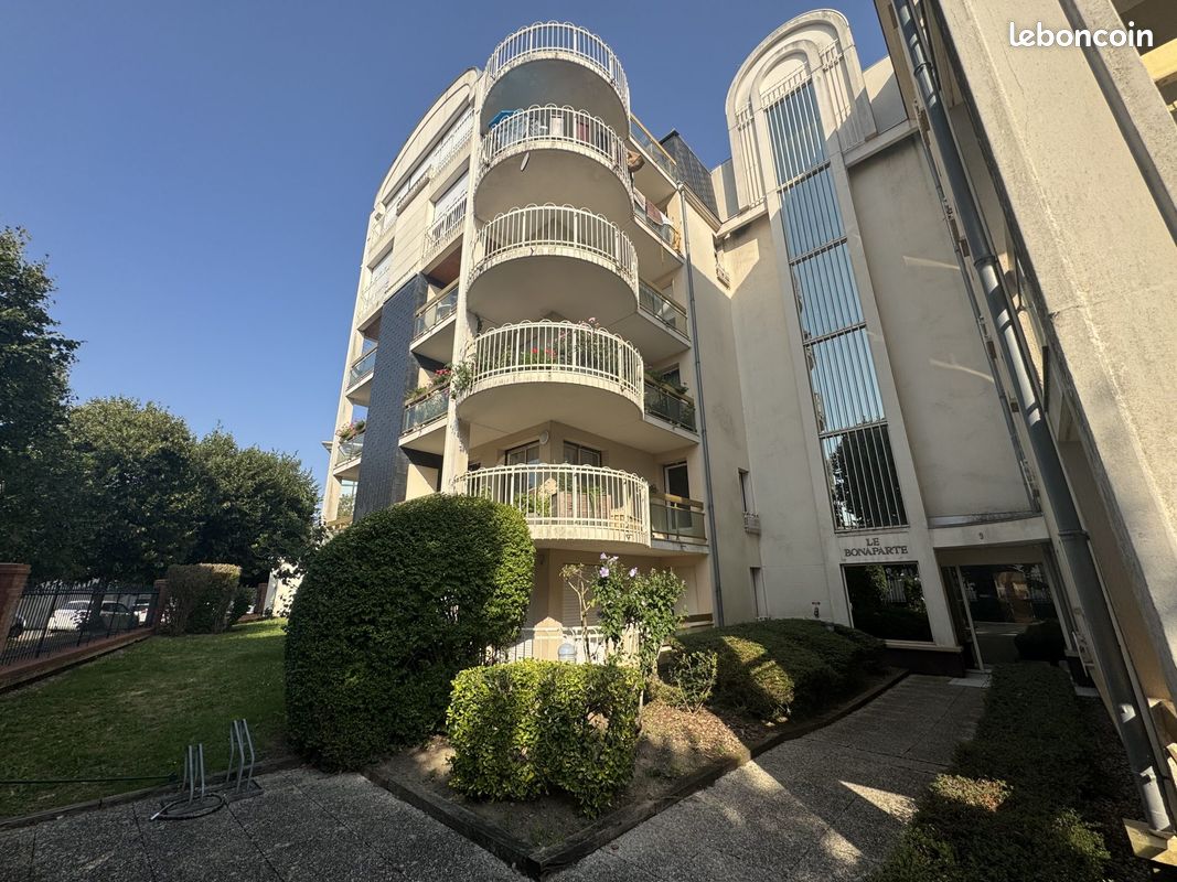 Appartement 2 pièces 42 m² · à Orléans · 42 m² · 669 €/mois