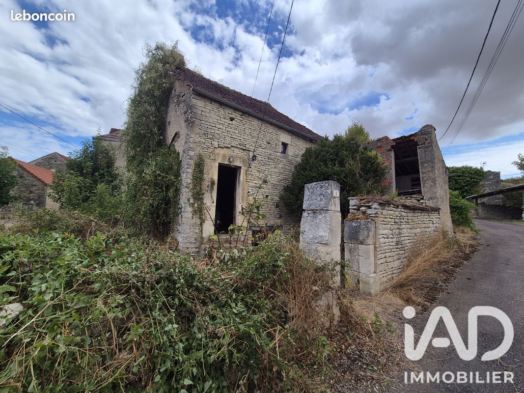 Maison 2 pièces 45 m² · à Fresnes · 45 m² · 12 000 €
