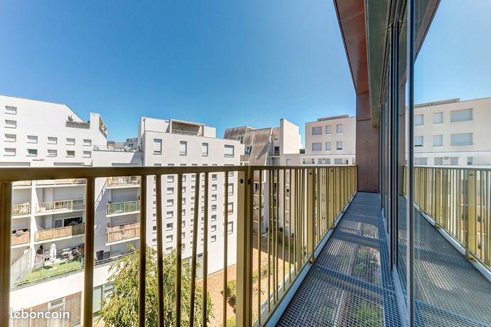 Appartement 2 pièces 53 m² — 14