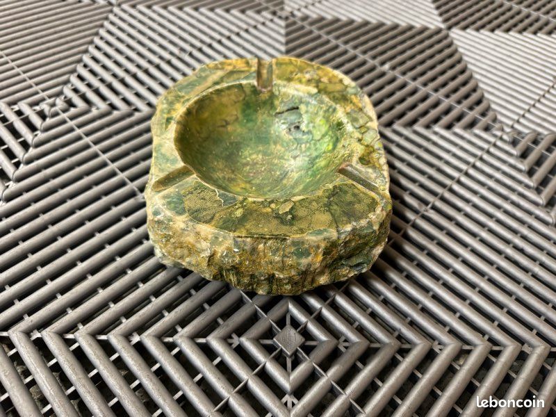 Cendrier vintage en marbre vert (image 2)