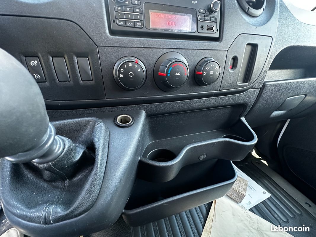 Renault Master III Fourgon RENAULT MASTER cabine approfondi 7 places L2 H2 (14 083HT) (image 30)
