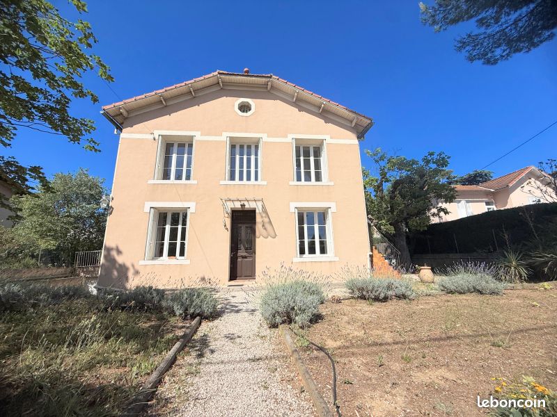 Maison 7 pièces 146 m² · à Marseille · 146 m² · 620 000 €