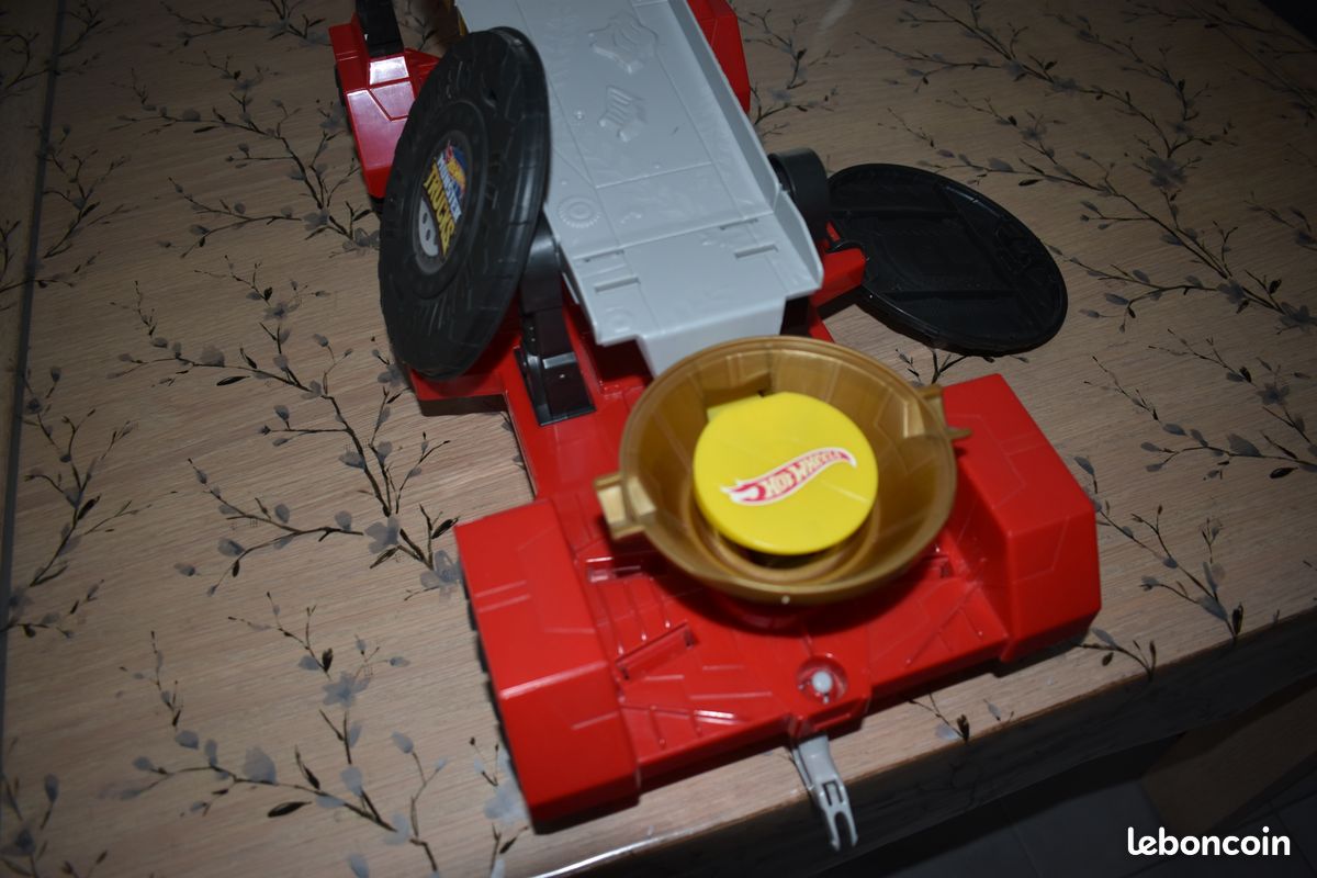 Camion piste géante Hot Wheels Monster Trucks (image 9)