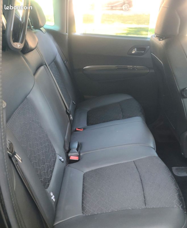 PEUGEOT 3008 1.6 BLUEHDI 120 ALLURE BUSINESs (image 20)