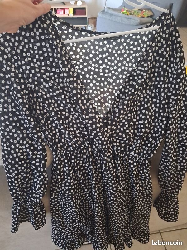 Robe (image 2)