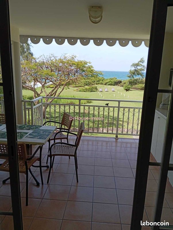 Appartement 2 pièces 50 m² · à Sainte-Anne · 50 m² · 299 900 €