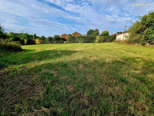 Terrain 12 000 m² Oulchy Le Chateau