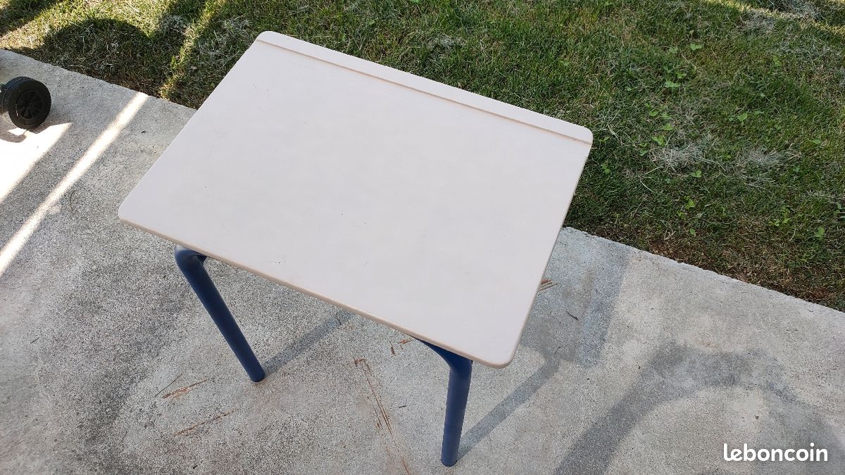 Bureau écolier en très bon état (image 3)