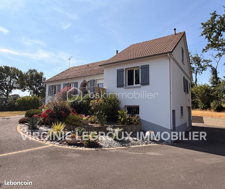 Maison 7 pièces 135 m² · à Saint-Pierre-la-Cour · 135 m² · 259 900 €