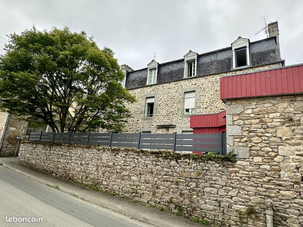 Immeuble 311 m² Plouisy