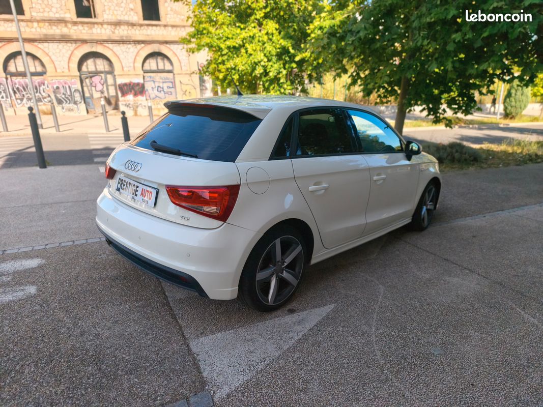 Audi A1 Sportback 1.6 Tdi 105 CV Sline (image 5)
