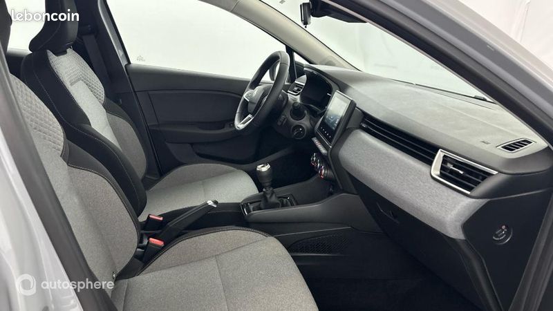 Renault Clio 1.5 Blue dCi 100ch Evolution - 24 (image 15)