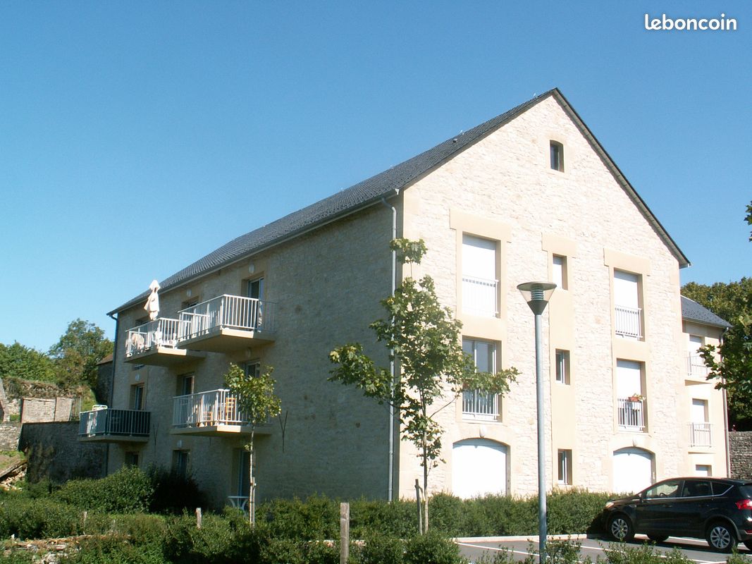Appartement 2 pièces 50 m² · à Sévérac d'Aveyron · 50 m² · 420 €