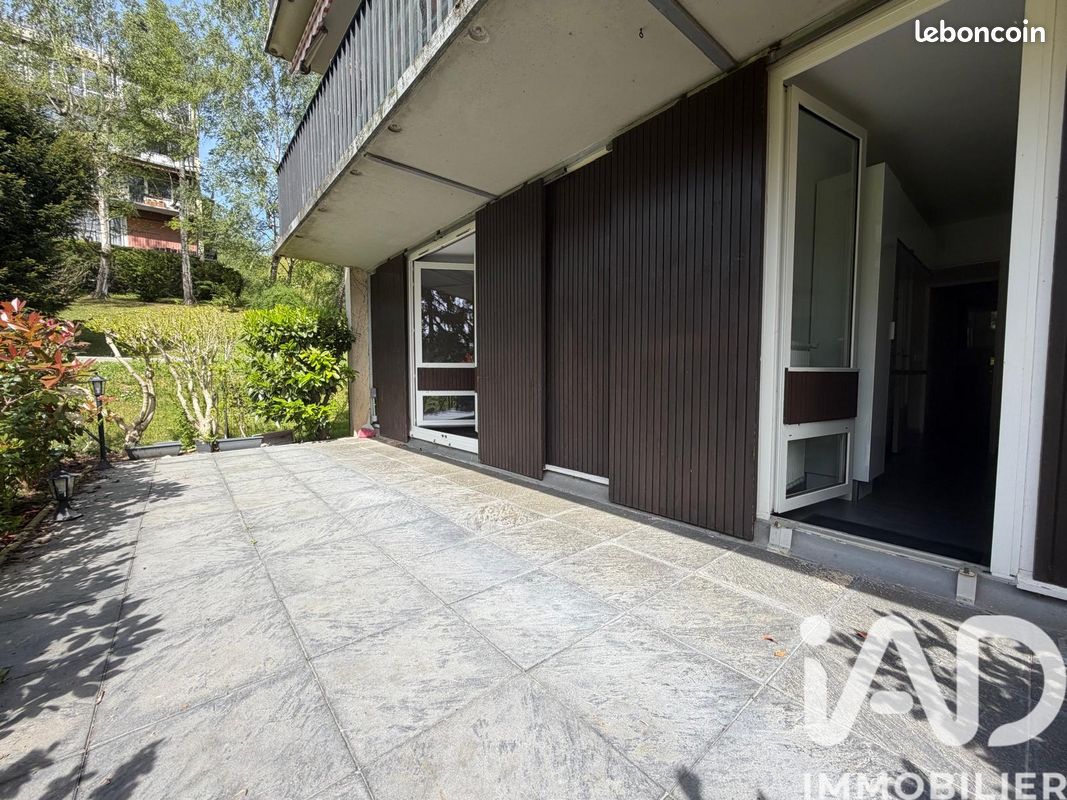 Appartement 5 pièces 82 m² · à Palaiseau · 82 m² · 255 000 €