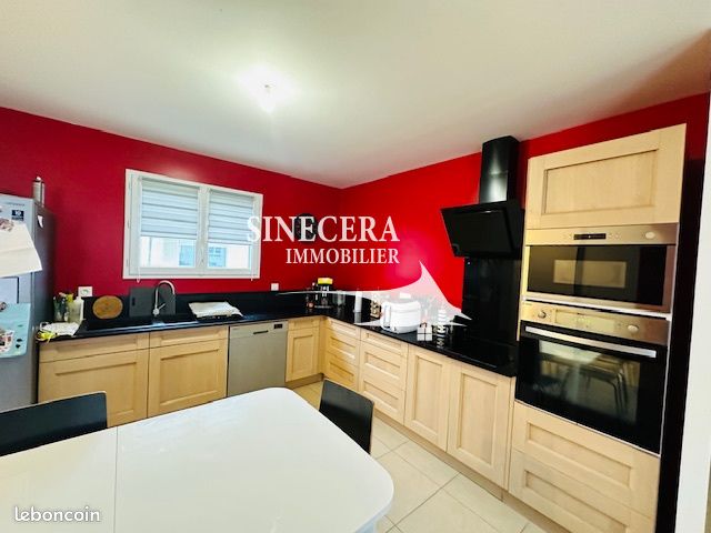 Maison 4 pièces 87 m² - Saint-Paul-en-Born 40200 (image principale 0)