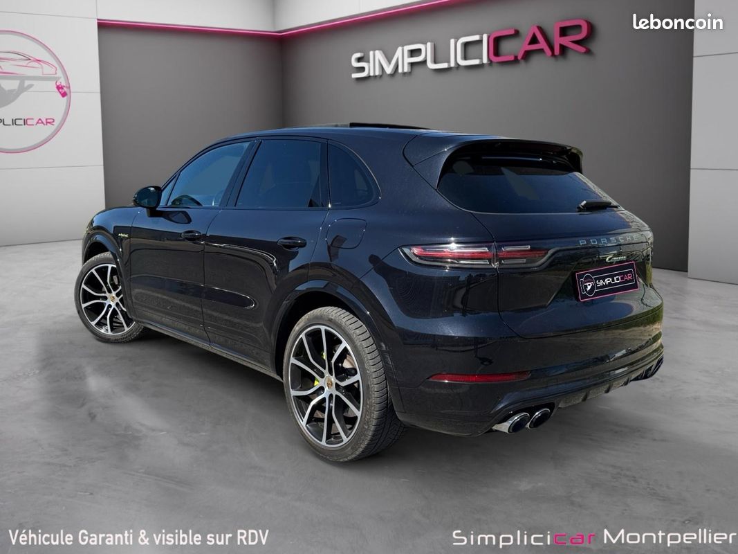 Porsche Cayenne 3.0 V6 E-Hybrid 462 attelage toit ouvrant suivi complet Porsche garantie 12 mois (image 3)