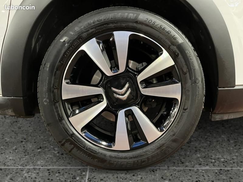 Citroen C3 1.5 BlueHDi 100ch S&S Shine E6.d (image 13)