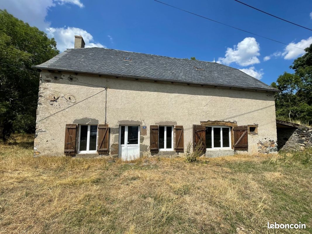 Maison 4 pièces 99 m² · à Condat · 99 m² · 113 000 €