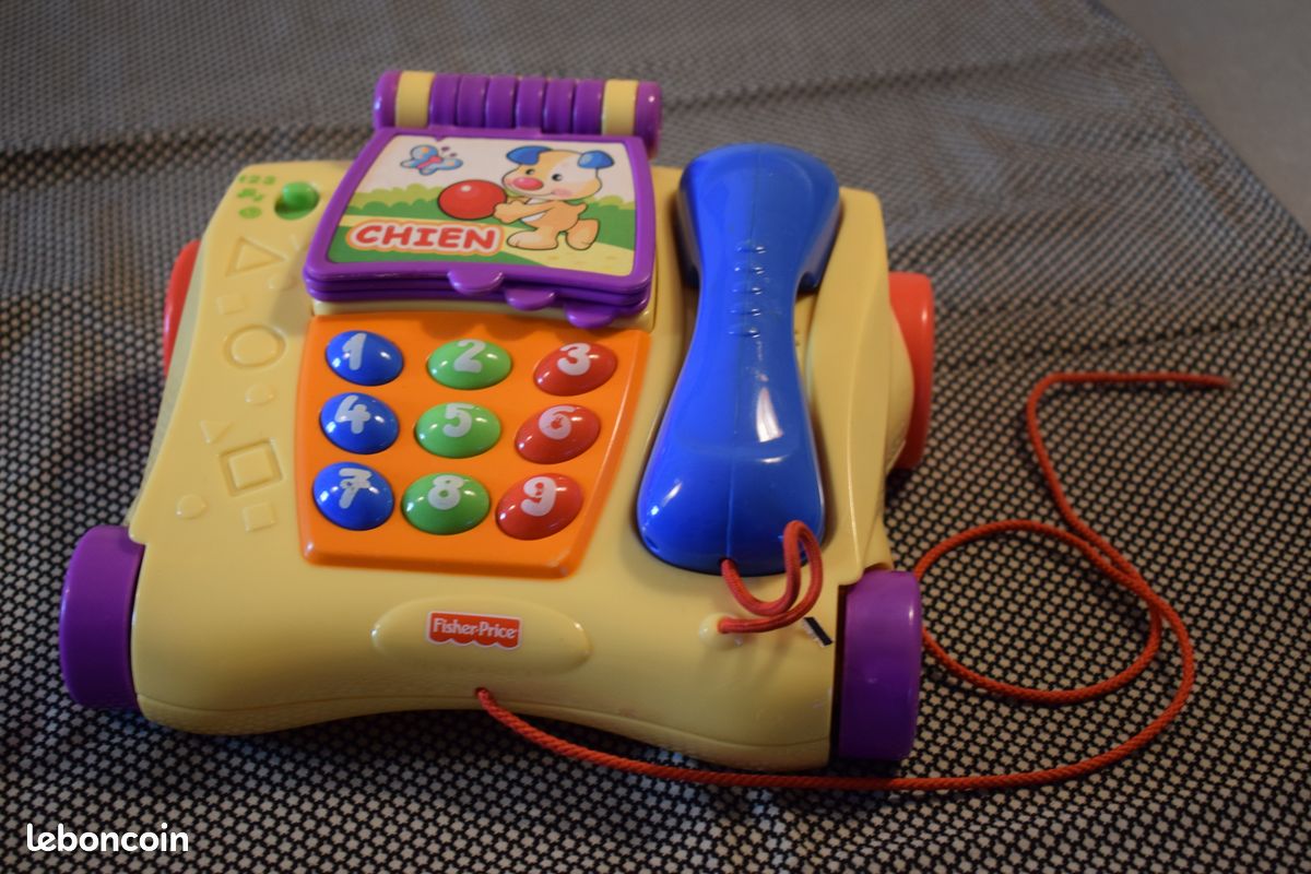 Téléphone J'apprends à compter de Fisher Price (image 1)