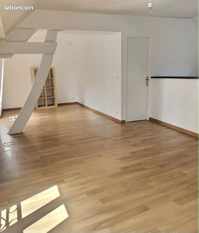 Appartement 3 pièces 77 m² · à Presles · 77 m² · 950 €/mois