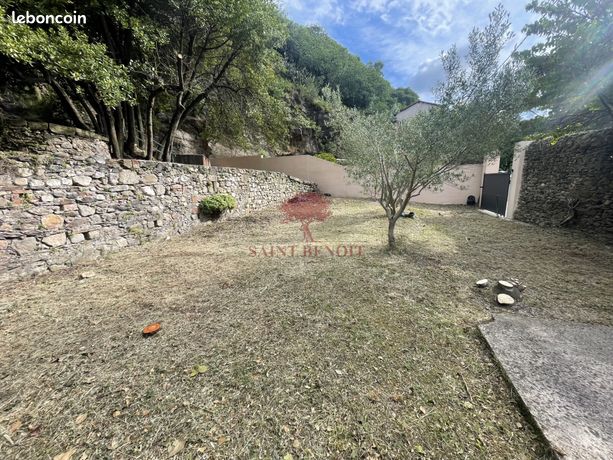 Terrain 380 m² Lodève