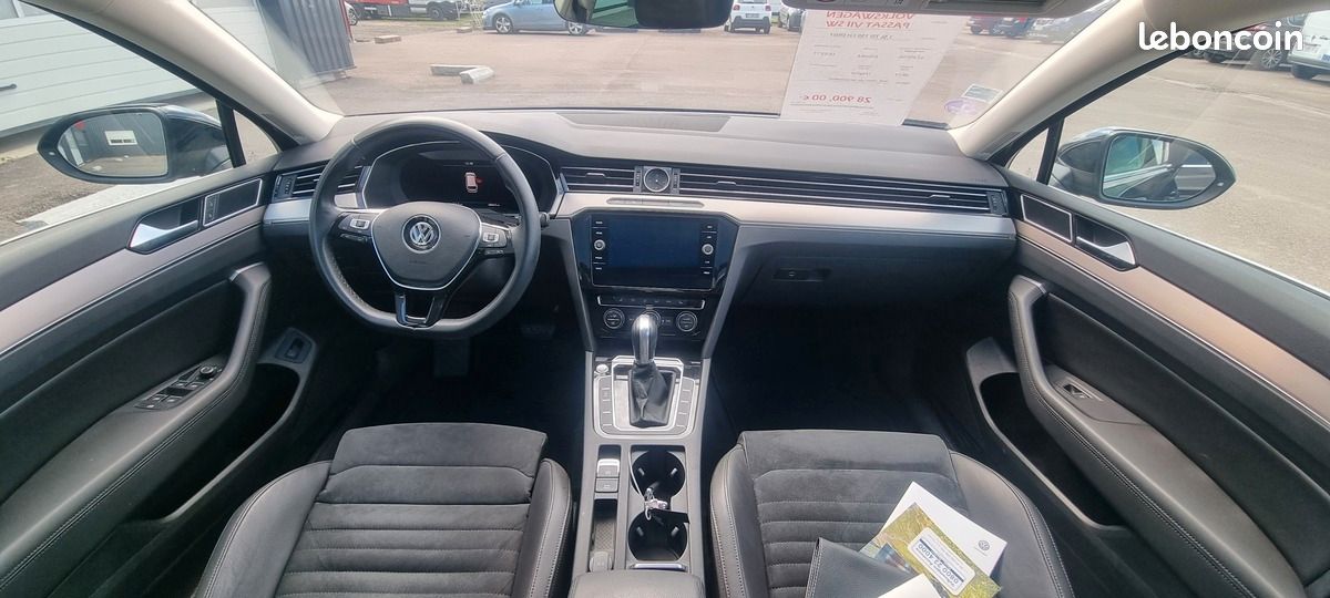 Volkswagen Passat VII SW 1.5 L TFSI 150 DSG7 CARAT (image 12)