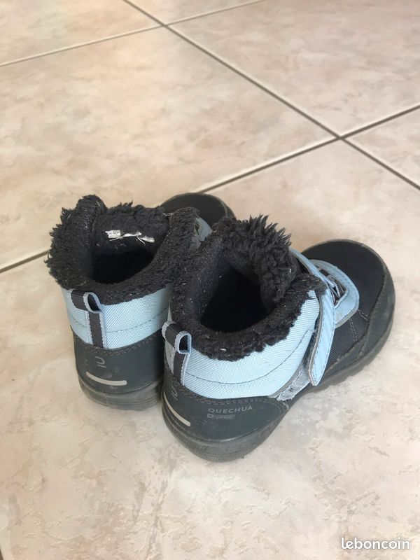 Chaussures hiver Quechua waterproof taille 26 (image 3)