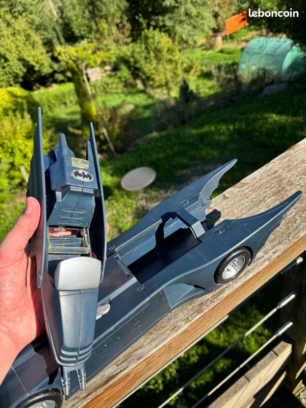 Batmobile Kenner 1993 – Batman, Véhicule Vintage, Bon état (occasion)