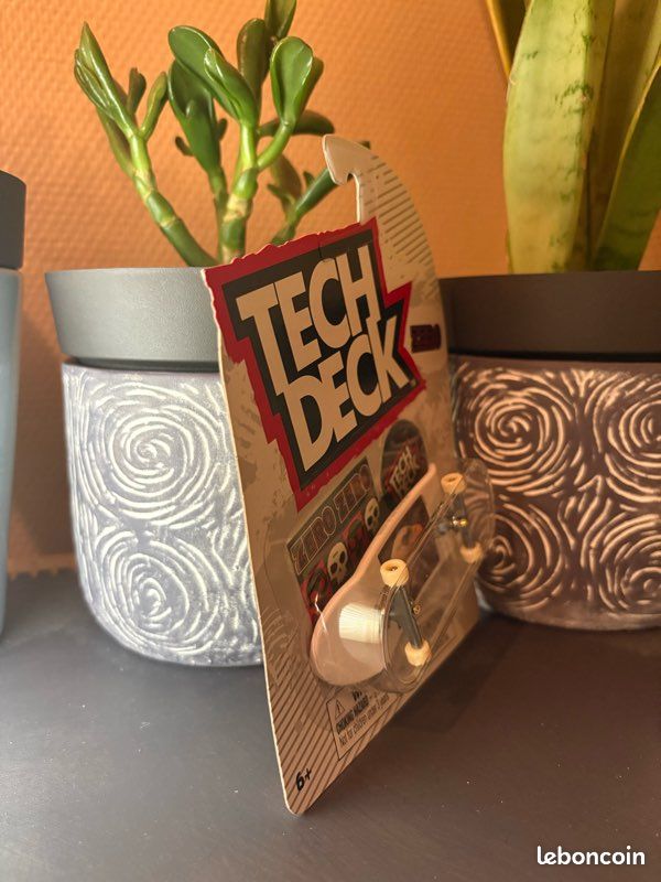 Teck Deck - Pack 1 Authentique Finger Skate Licence - ZERO (image 4)
