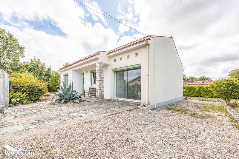 Maison 3 pièces 65 m² · à Surgères · 65 m² · 850 €/mois