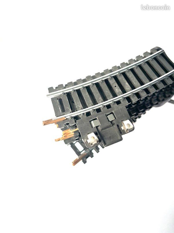 2 Rails Courbes LIMA R360 N3032 - Échelle HO 1/87 - Occasion Métal Gris
