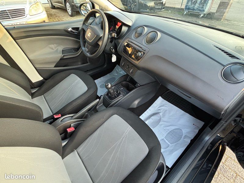 Seat IBIZA 1.6 TDI 90 STYLE (image 5)