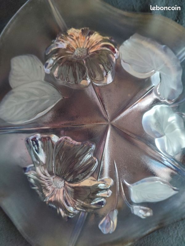 Verre & Cristal - Vintage - Grande coupe à fruits sur pied en verre Walther Glas Décor tulipes