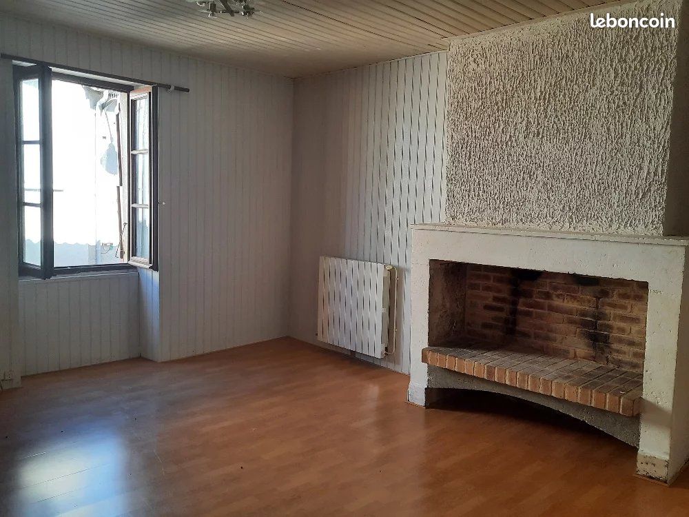 Maison de ville 6 pièces 136 m² - La Rochefoucauld-en-Angoumois 16110 (image principale 8)