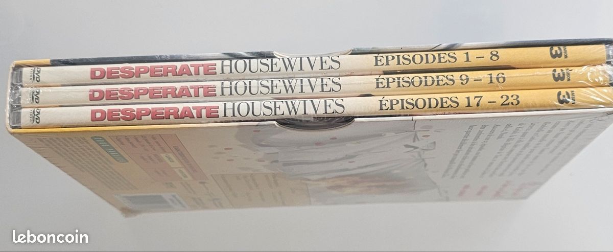 Dvd Desperate Housewives saison 3 NEUF (image 3)
