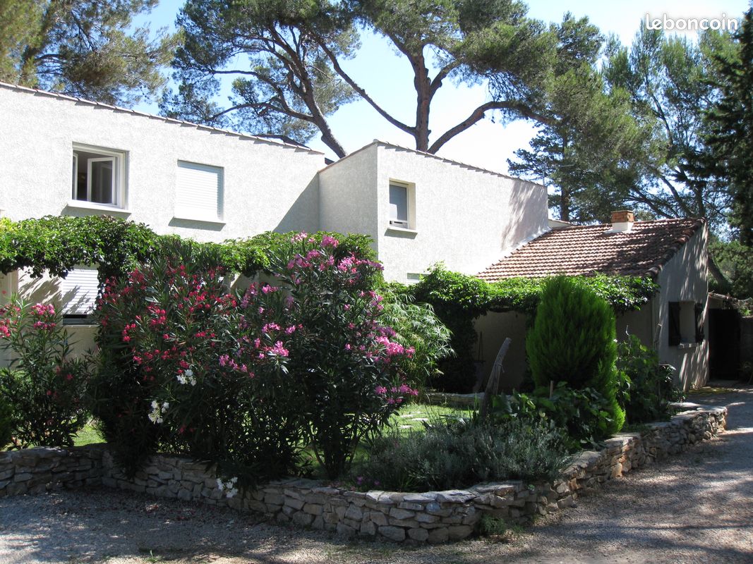 Appartement 1 pièce 36 m² · à Nîmes · 36 m² · 650 €