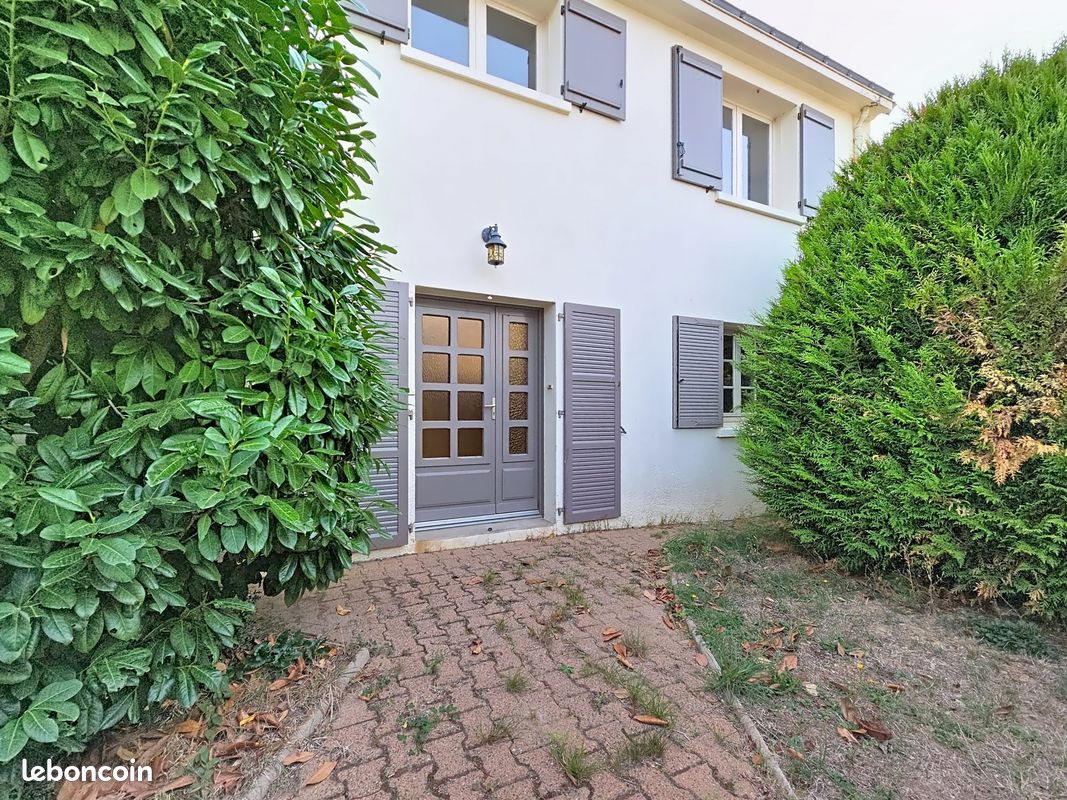 Maison 5 pièces 122 m² · à Carquefou · 122 m² · 330 000 €