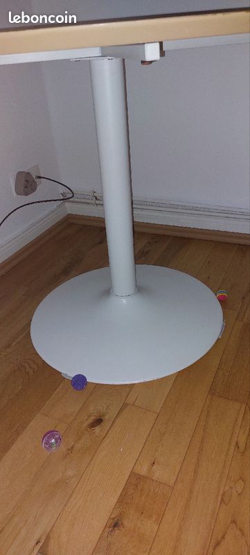 Table ronde (image 2)