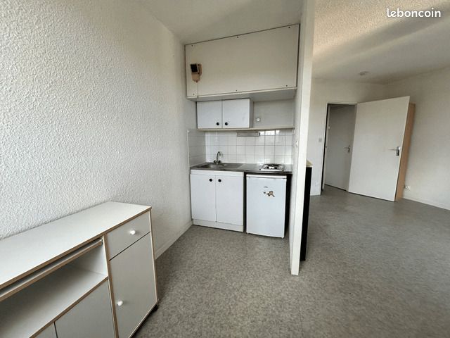 Studio 1 pièce 25 m² - Limoges 87000 (image principale 0)