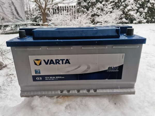 Batterie VARTA 95Ah 800A 12v en parfait état - Équipement auto